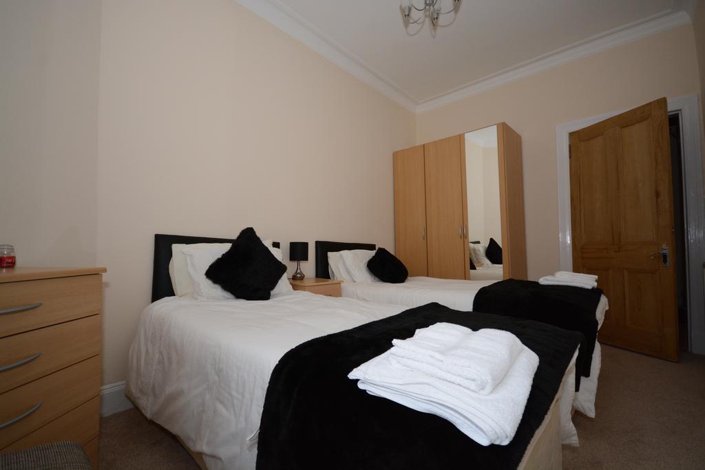 Townhead Apartments Glasgow Airport Paisley Room photo